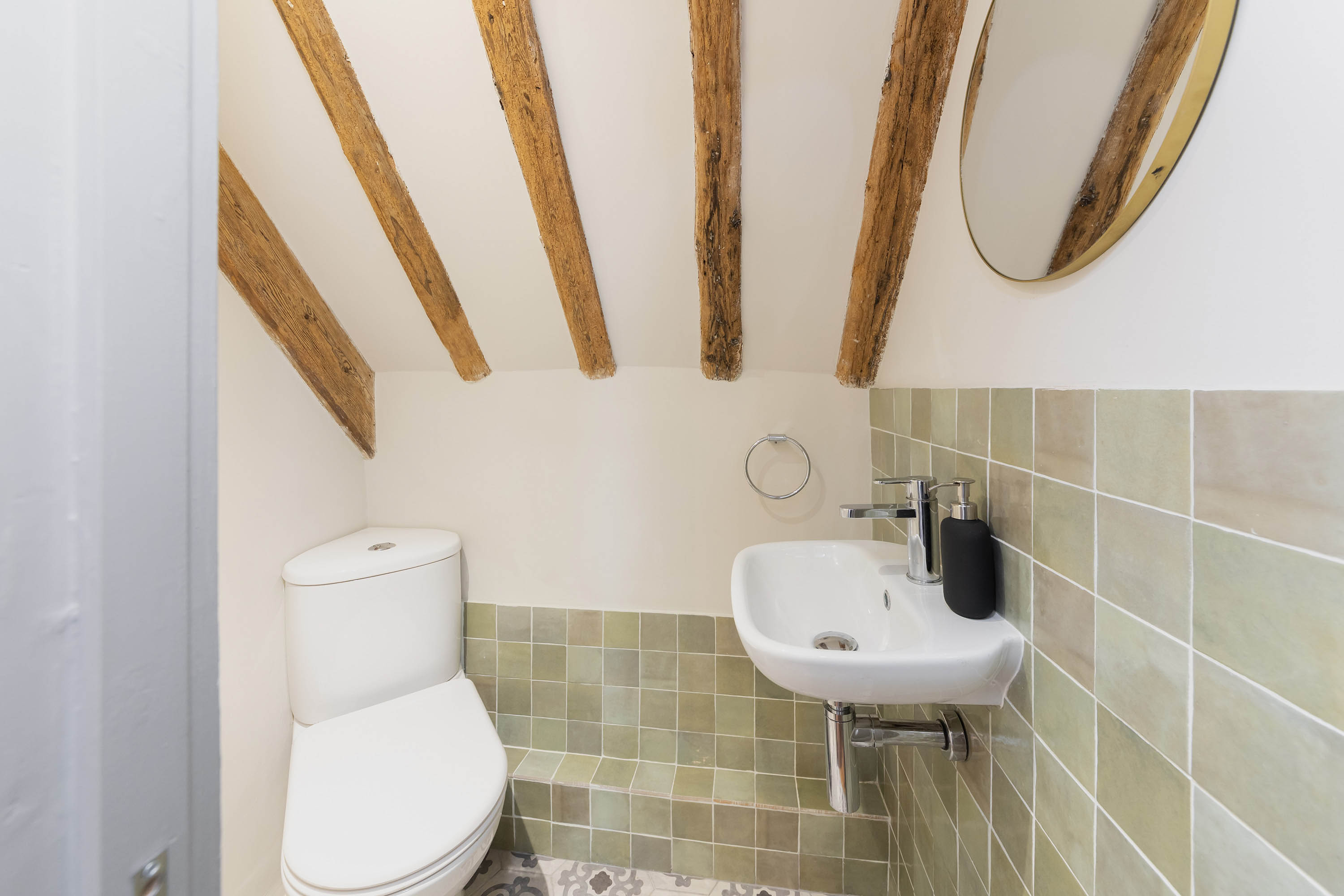 Separate WC